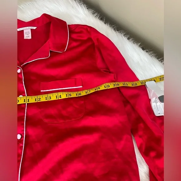 Victoria’s Secret Red Satin Pajama Set Small - Picture 11 of 16